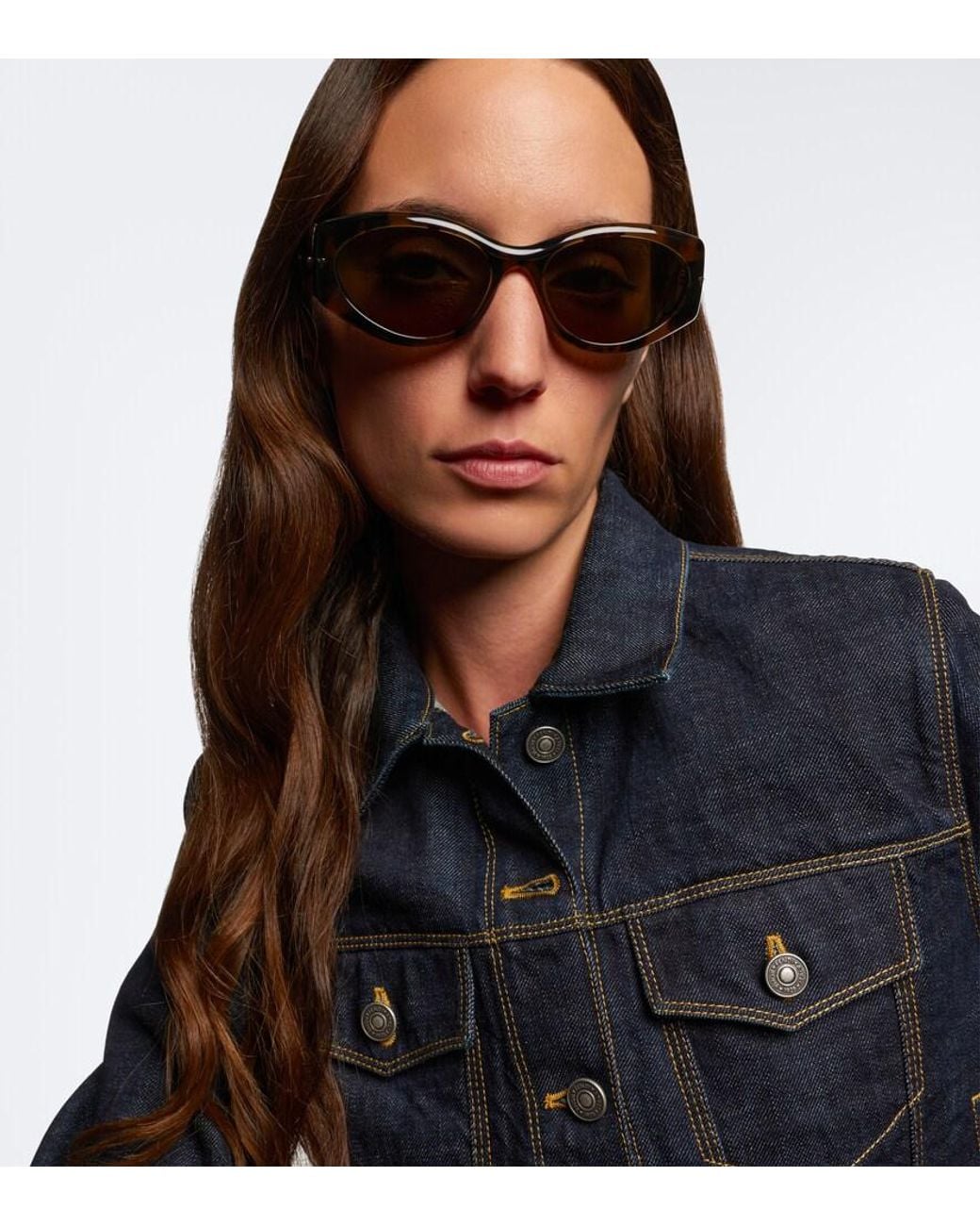 Fendi Green Screen Oval Sunglasses