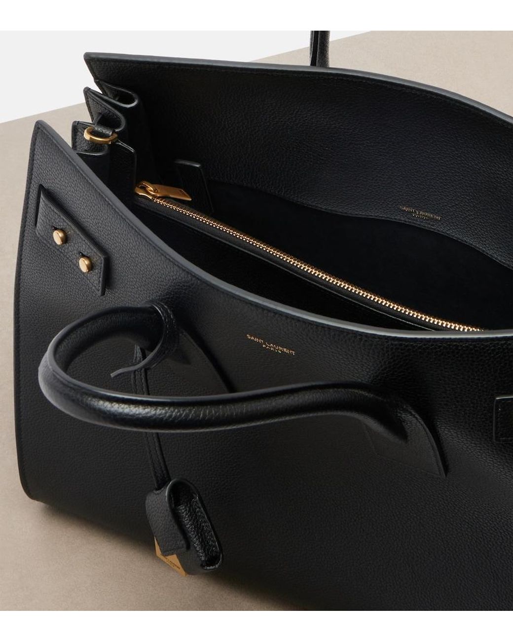 Sac Cabas Sac Du Jour Saint Laurent en coloris Black