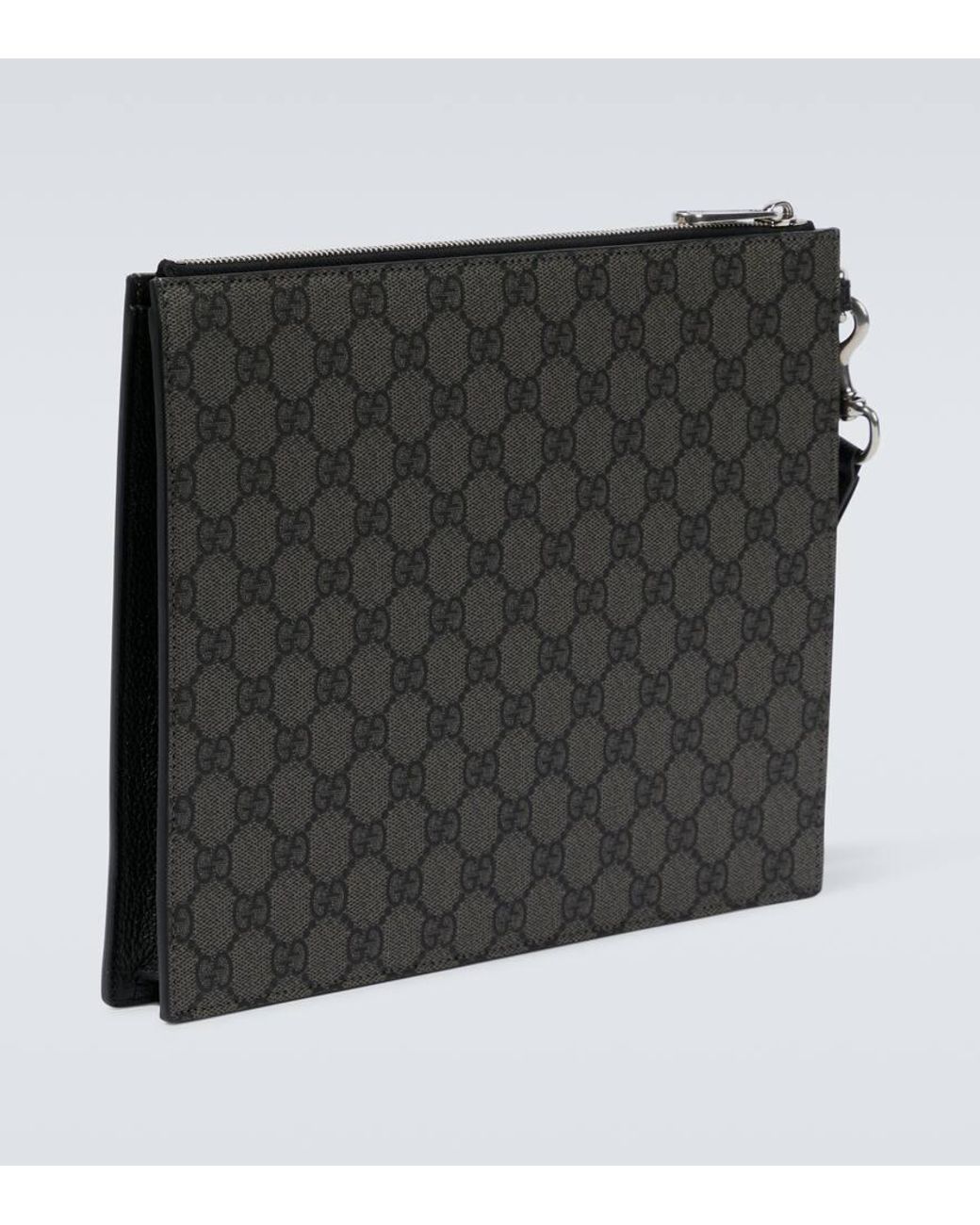 gucci-grey-Etui-GG-aus-Canvas.jpeg