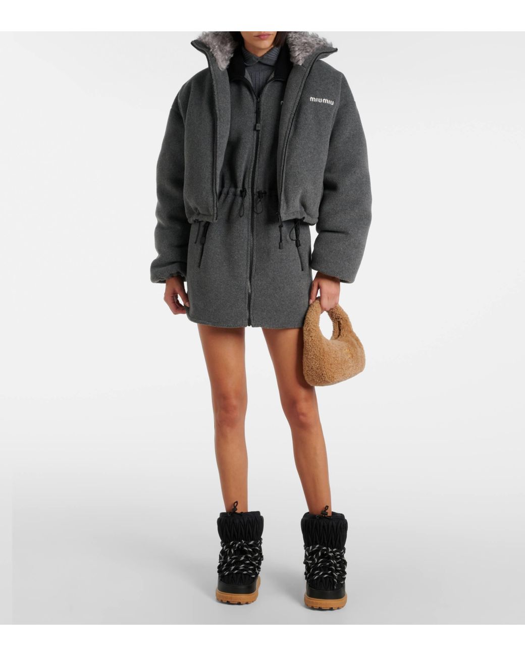 ムートン・ファーコート Miu Miu Grey Shearling-Collared Jacket With Classic Check Miu Miu Grey Shearling-Collared Jacket With Classic Check