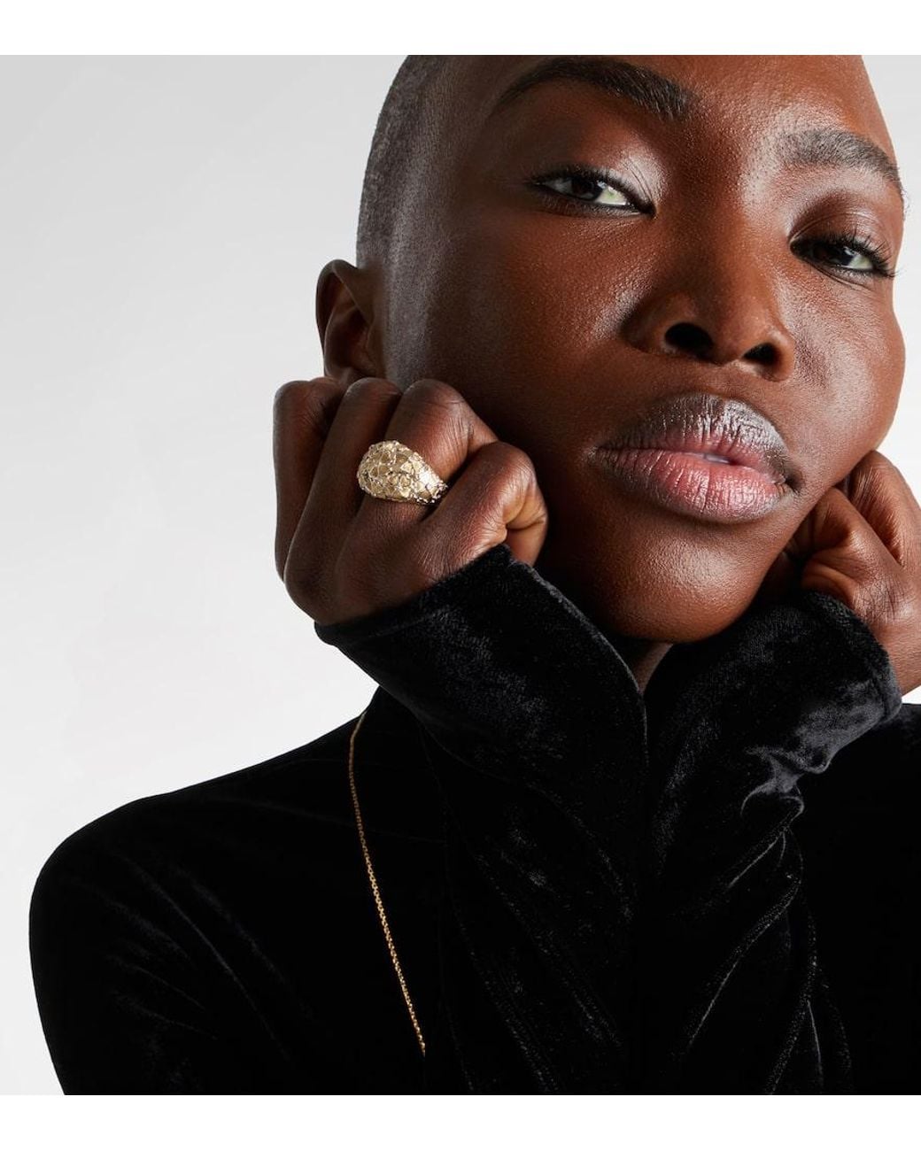 Yvonne Léon White Ring Dome Fleurie Aus 9Kt Gelb- Und Weissgold (375/1000) Mit Diamanten