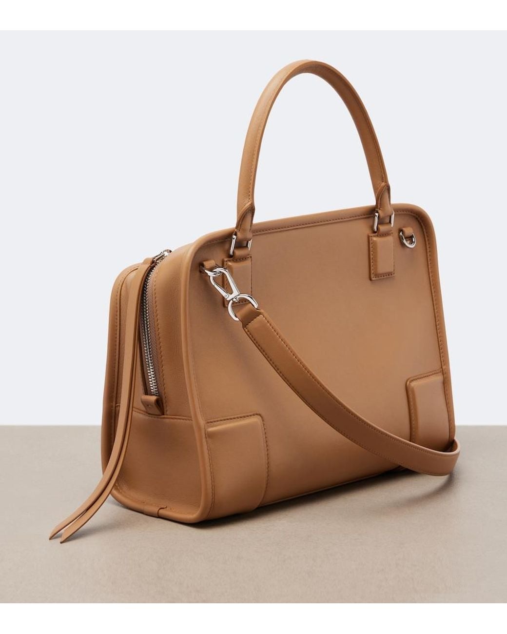 Loewe Brown Amazona 180 Medium Leather Top-Handle Bag