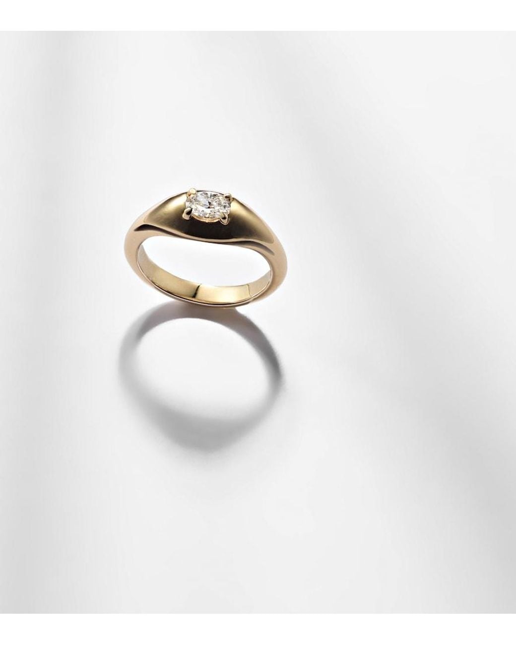 STONE AND STRAND White Essential 14Kt Pinky Ring With Diamonds
