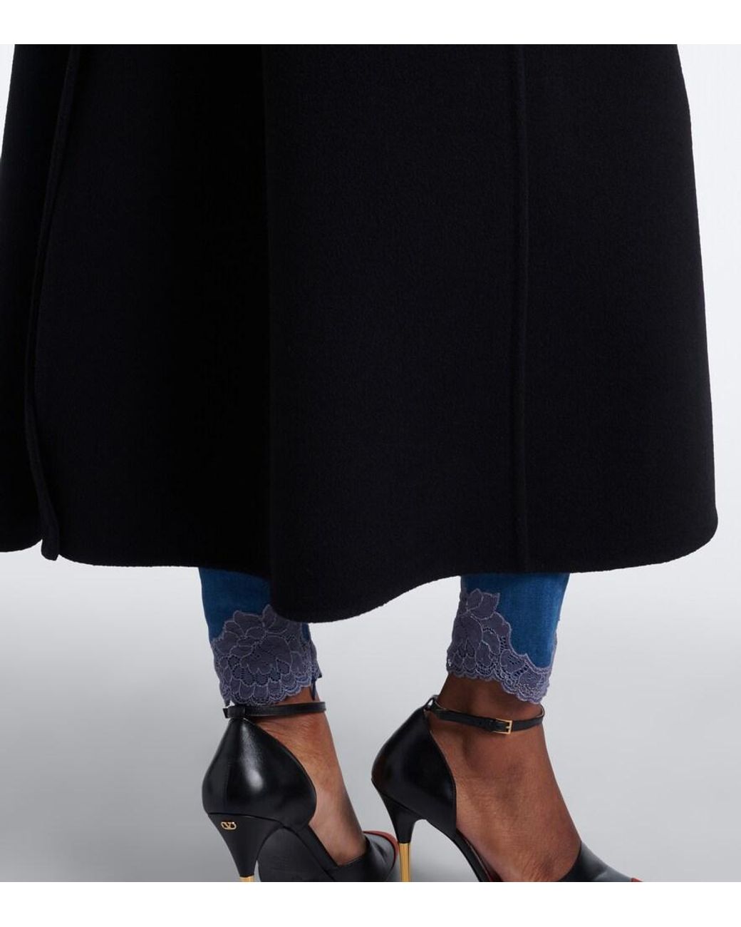 Valentino Garavani Black Bow-Detail Wool And Cashmere Coat
