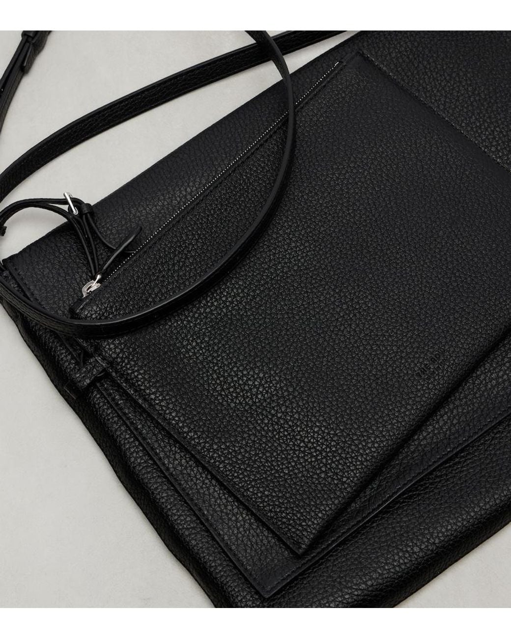 The Row Black Schultertasche Nan Aus Leder