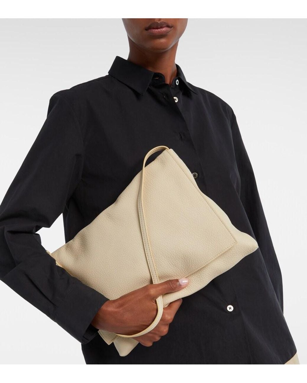 The Row Natural Schultertasche Nan Aus Leder