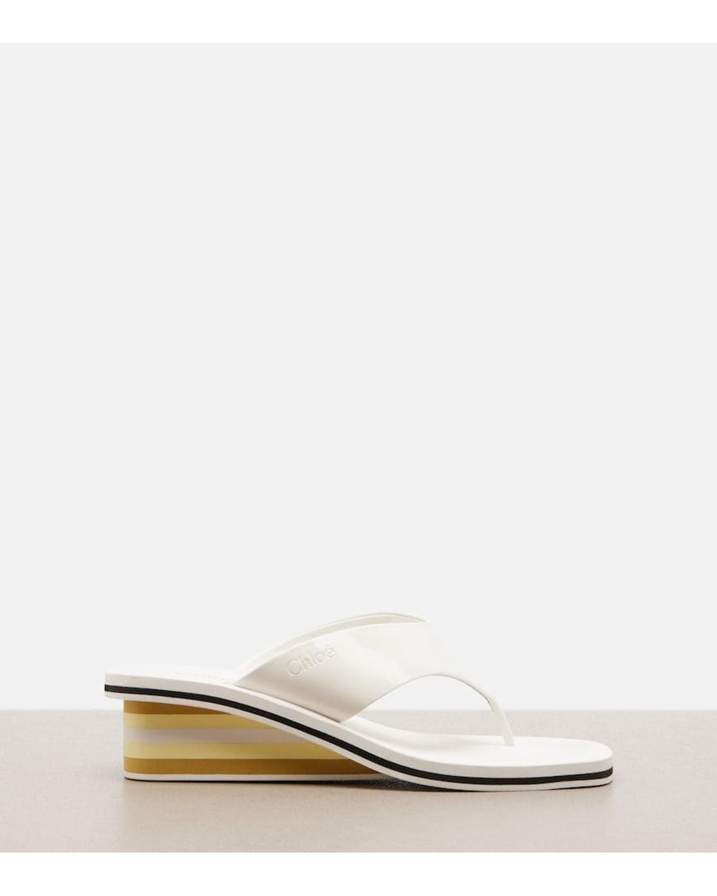 Chloé White Swimming Cool Patent Leather Thong Sandals