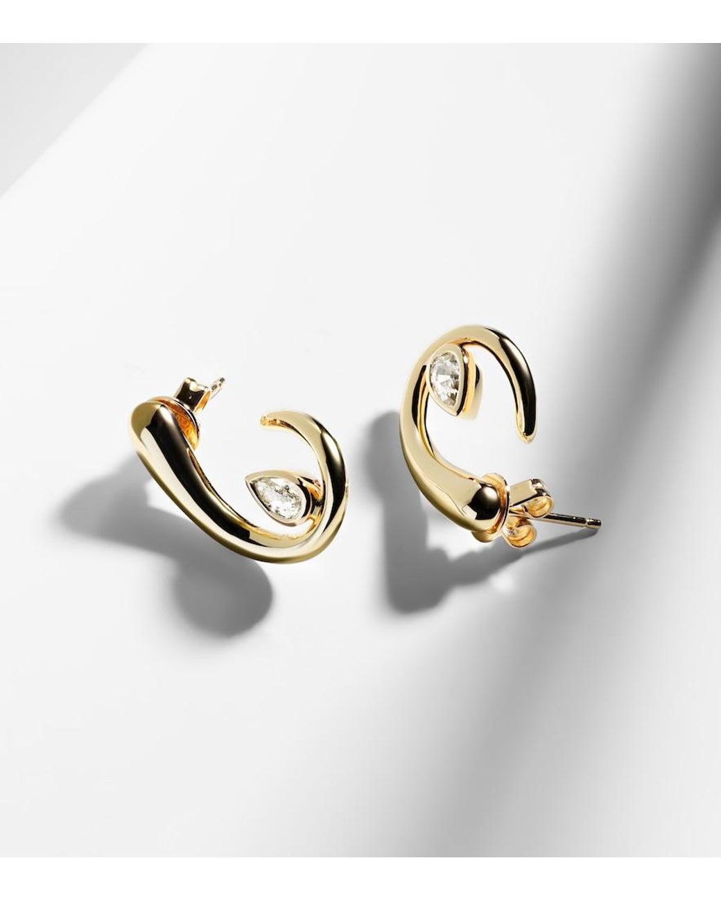 SHAY Metallic 18Kt Earrings With Diamonds