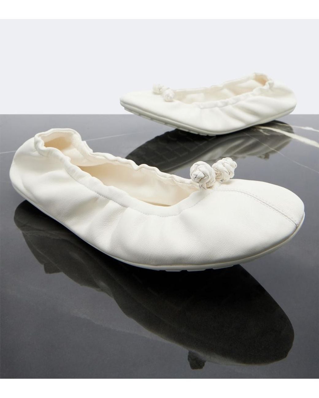 Bottega Veneta White Fantasmina Knot Leather Ballet Flats