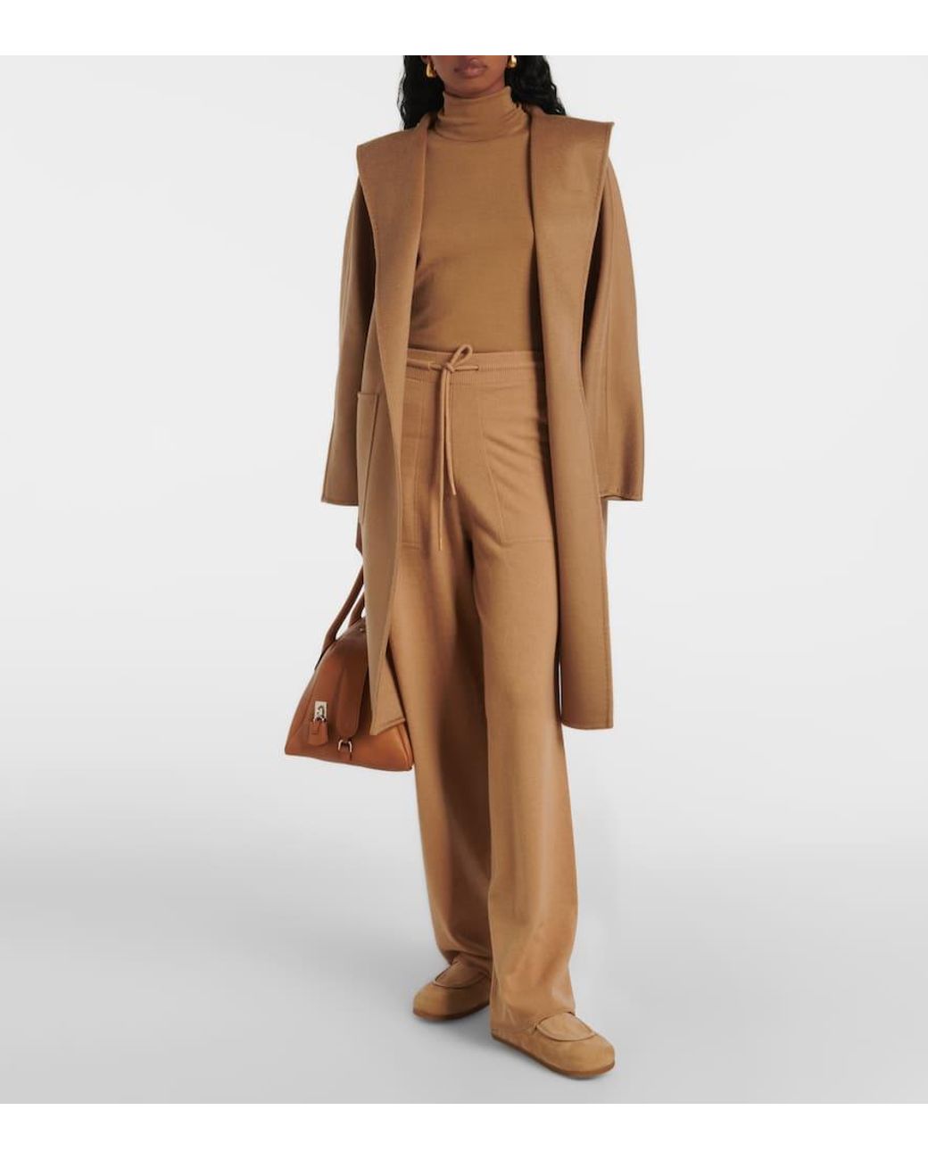 【Max Mara】 Manlyスエードミュール Max Mara Manly Suede Mules in Natural | Lyst