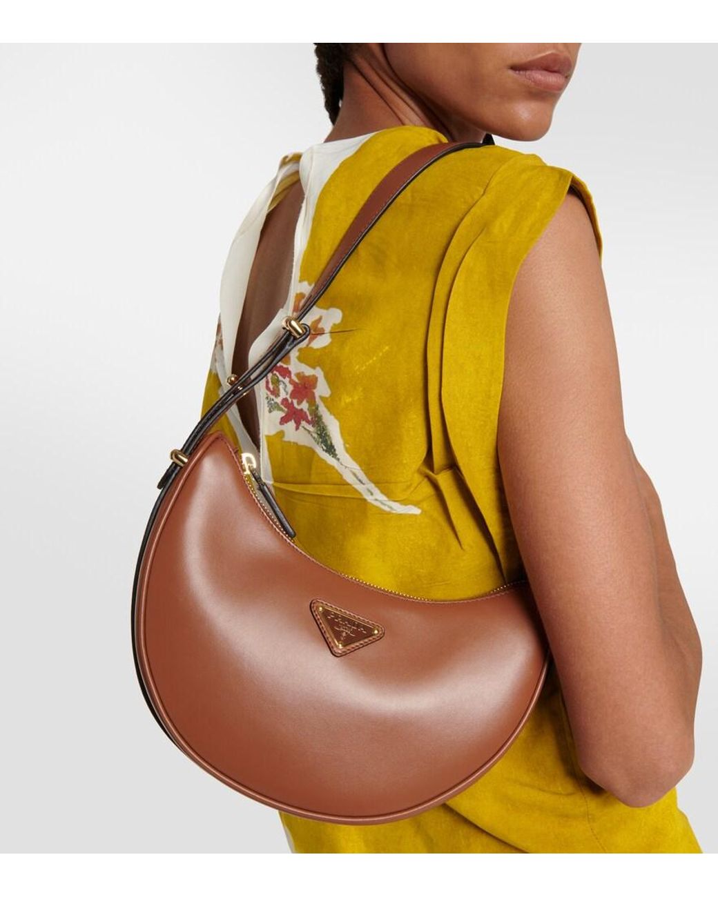 Bolso de hombro Arqué Prada de color Brown