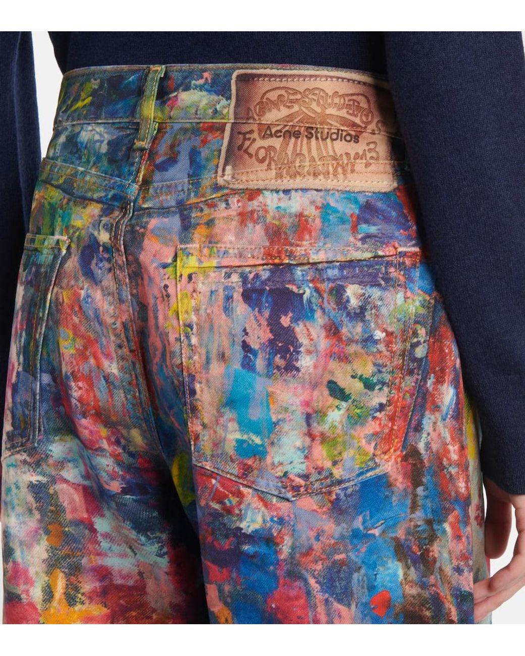 【Acne Studios】 2006F distressed low-rise wide-leg jeans 2006F distressed low-rise wide-leg jeans in black - Acne