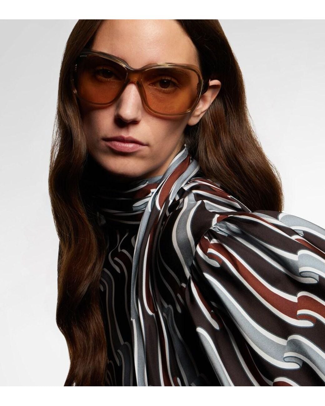 Gucci Natural Eckige Sonnenbrille Script