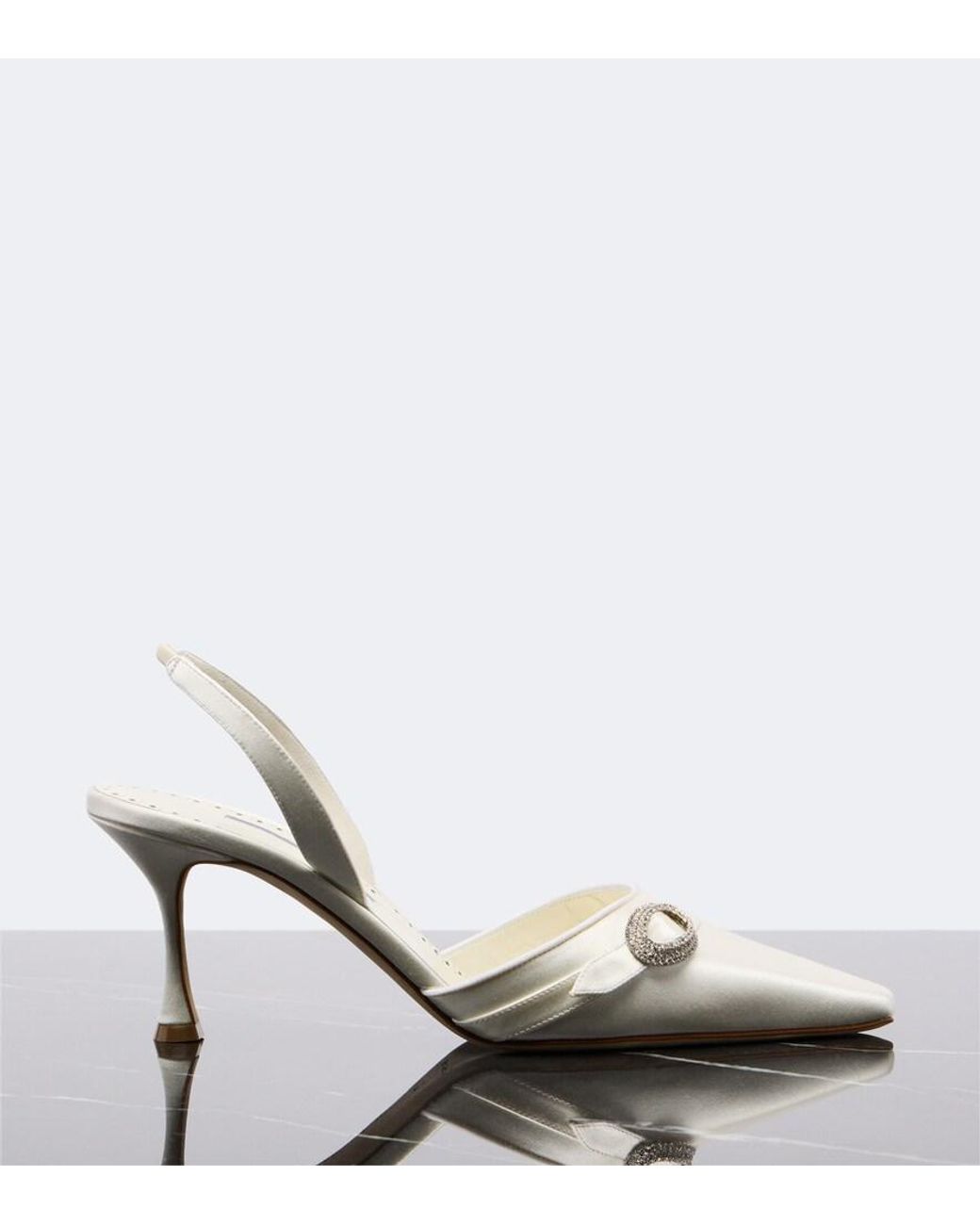 Manolo Blahnik White Zutoslipla Embellished Satin Slingback Pumps