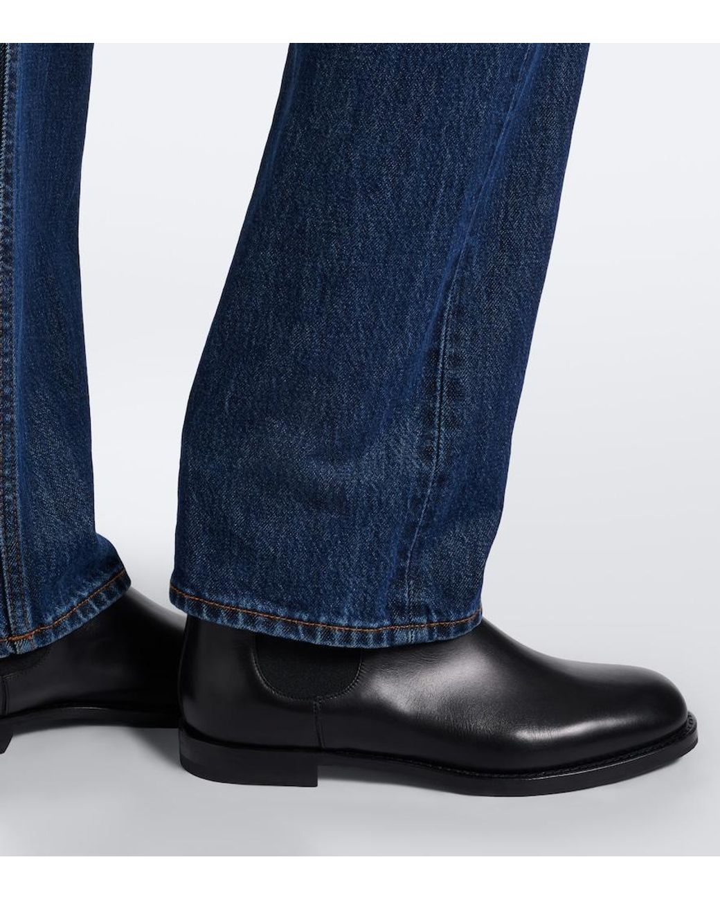Manolo Blahnik Black Chelsa Leather Chelsea Boots