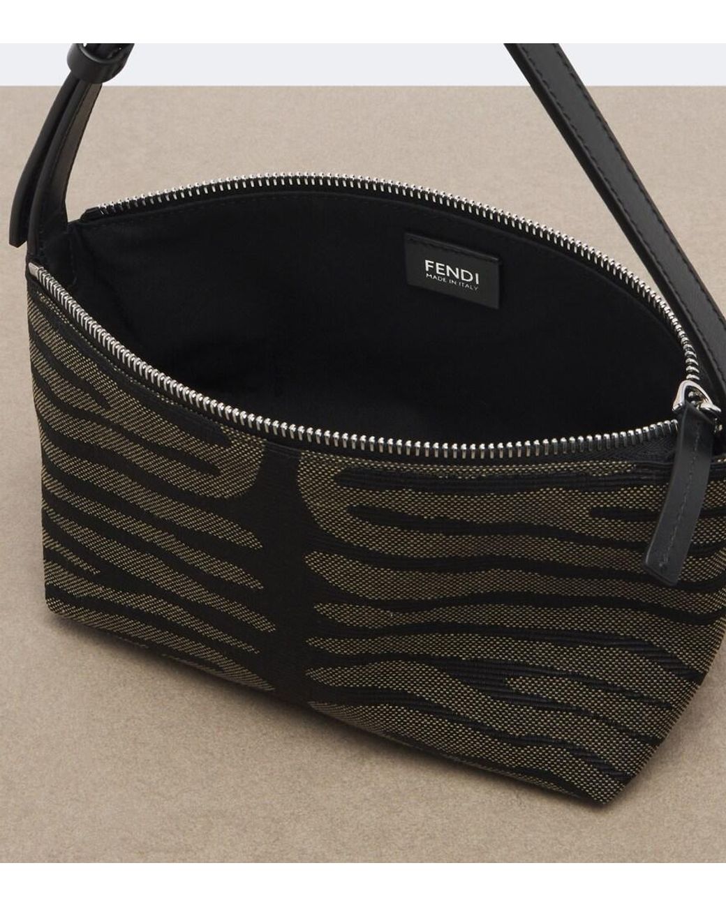 Borsa A Spalla Vanity Small di Fendi in Black