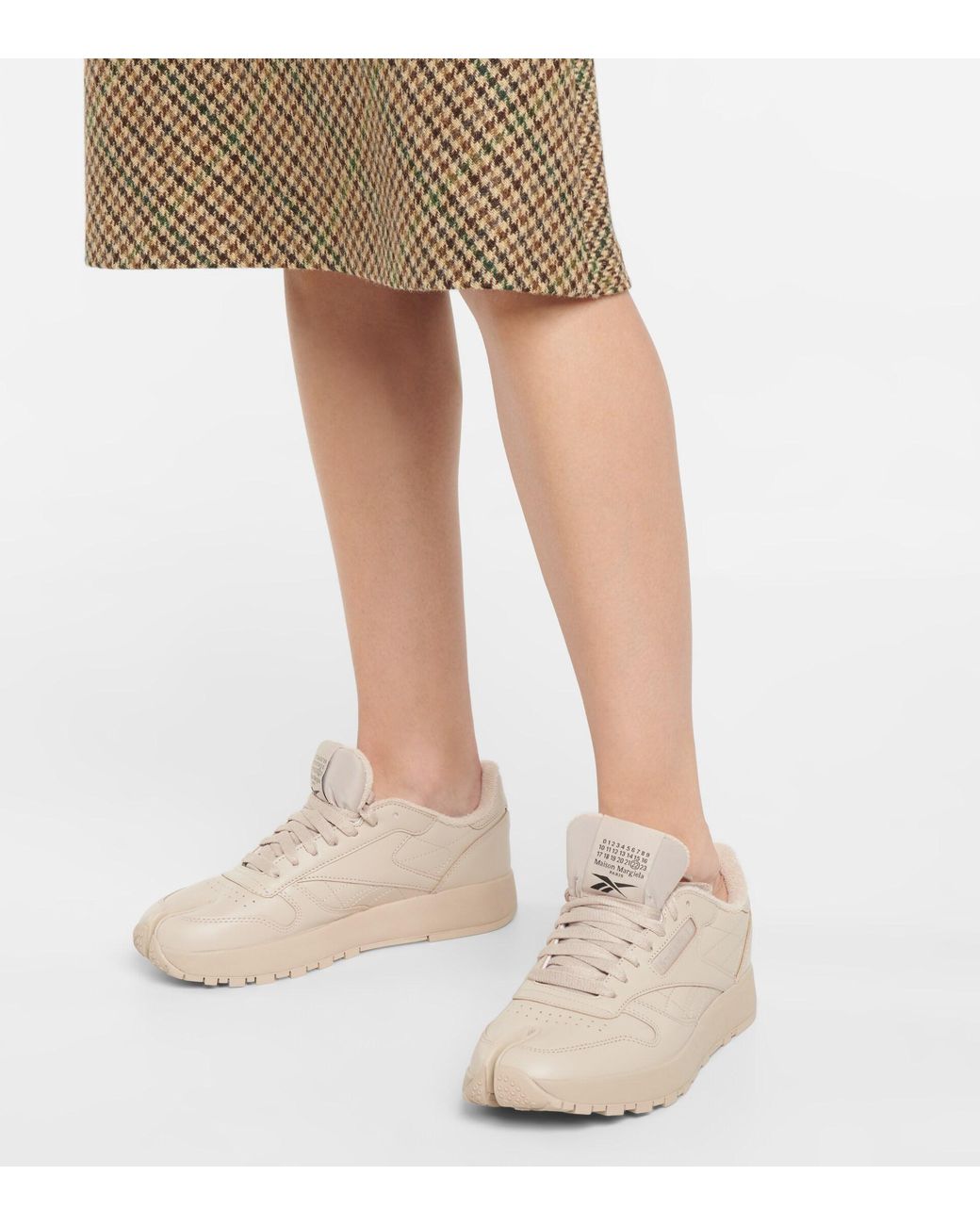 Maison Margiela X Reebok Classic Tabi Leather Sneakers in Natural | Lyst