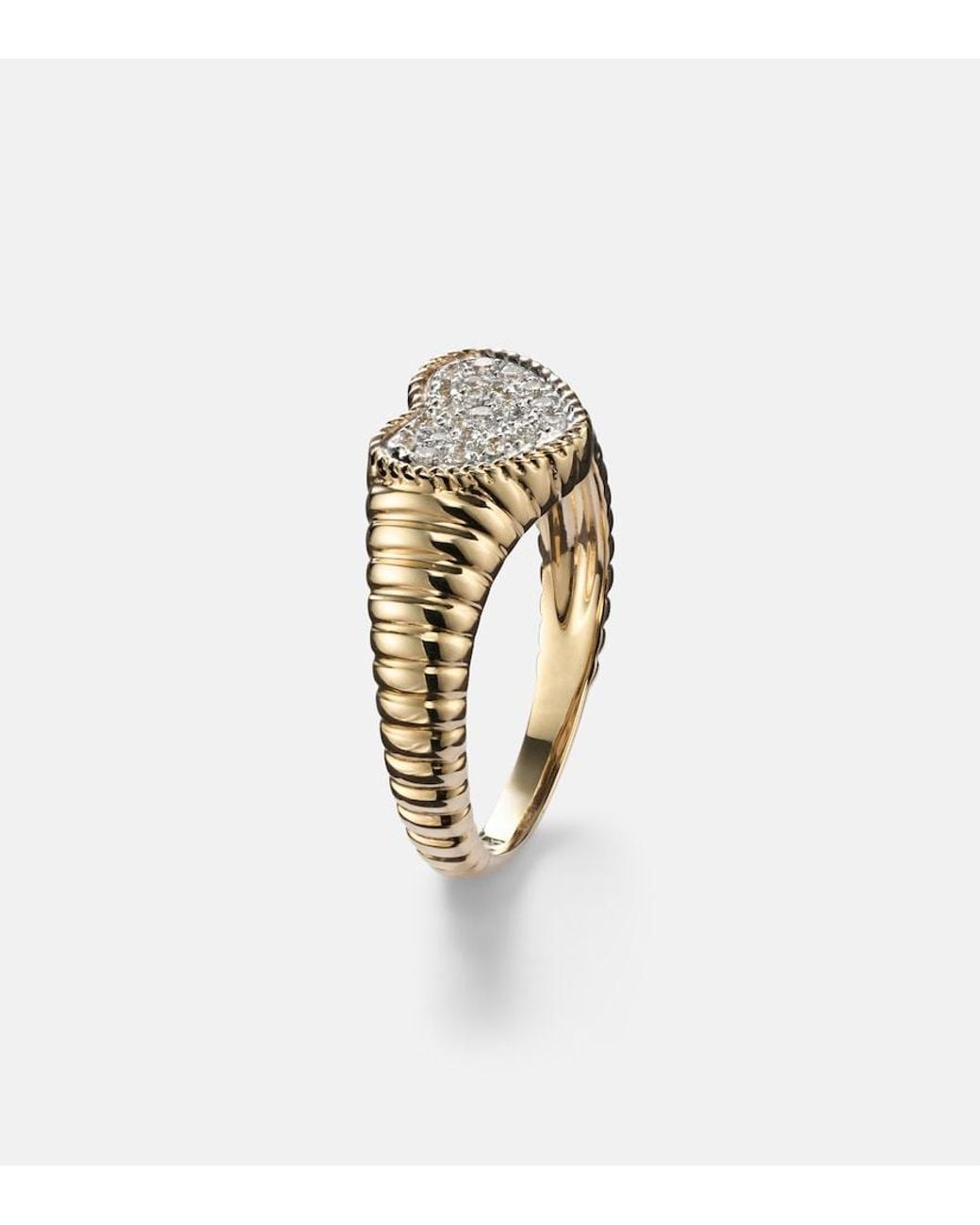 Yvonne Léon White Baby 9Kt Ring With Diamonds