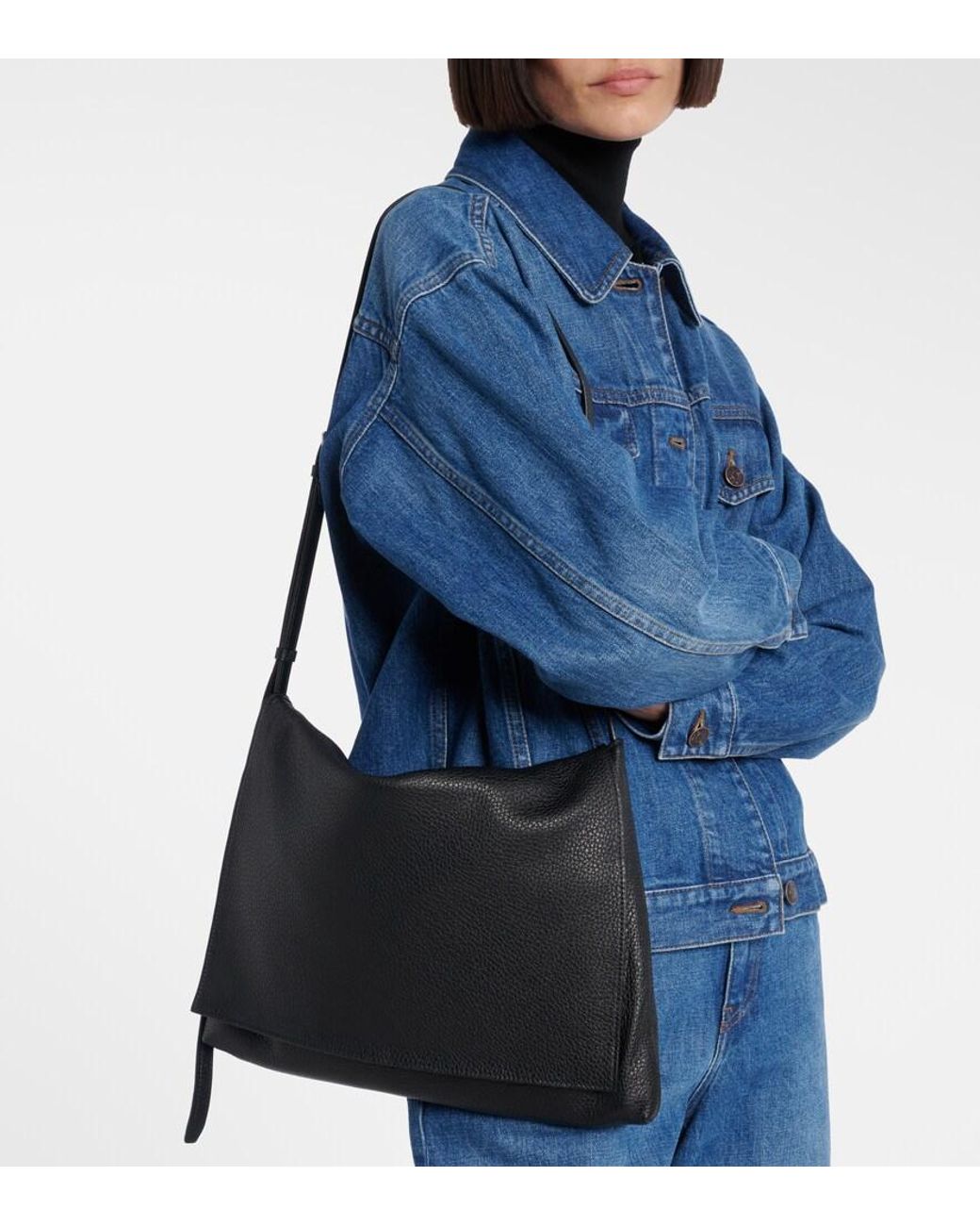 The Row Black Schultertasche Nan Aus Leder