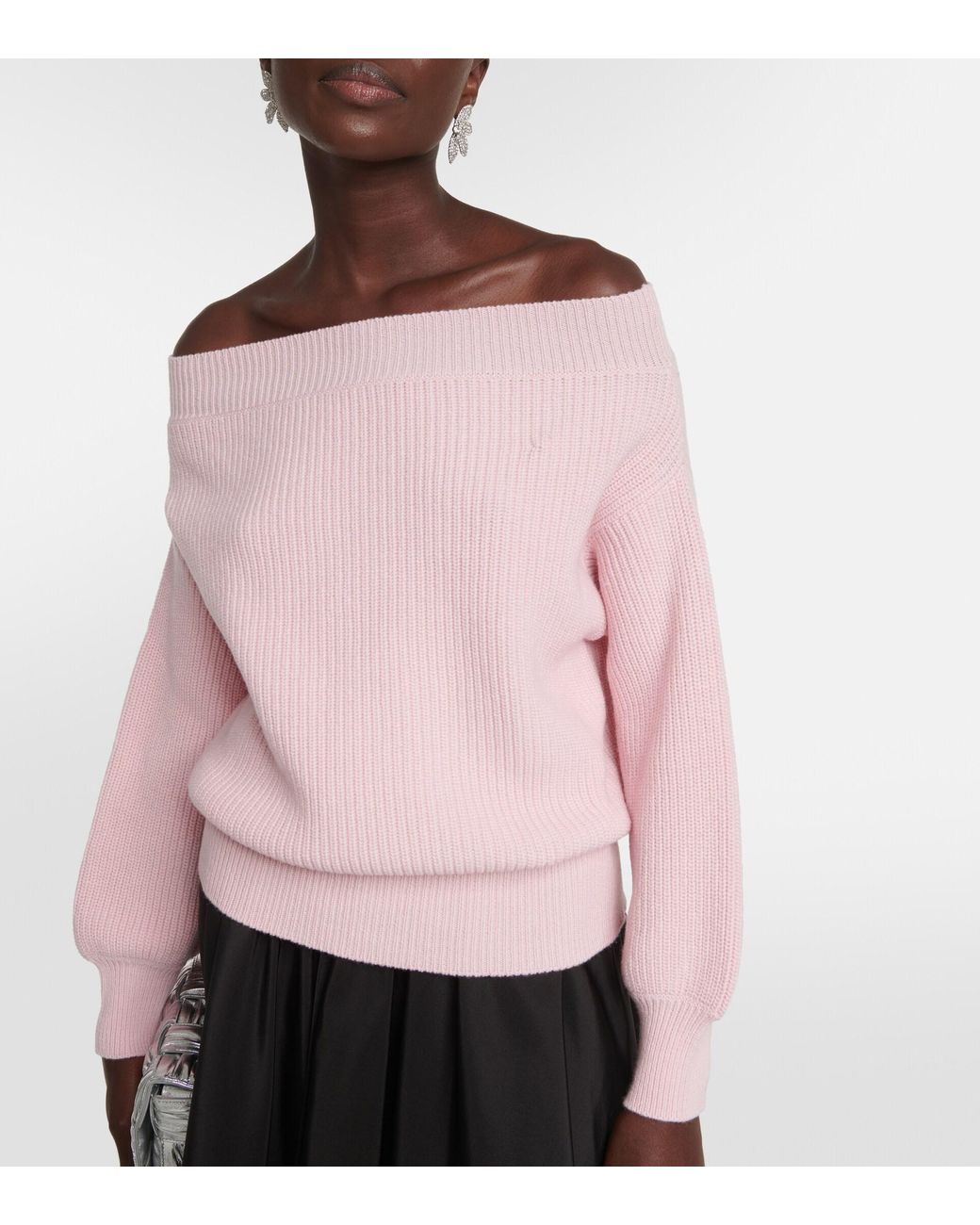 Oscar de la Renta Floral-applique Off-shoulder Wool Sweater in Pink | Lyst