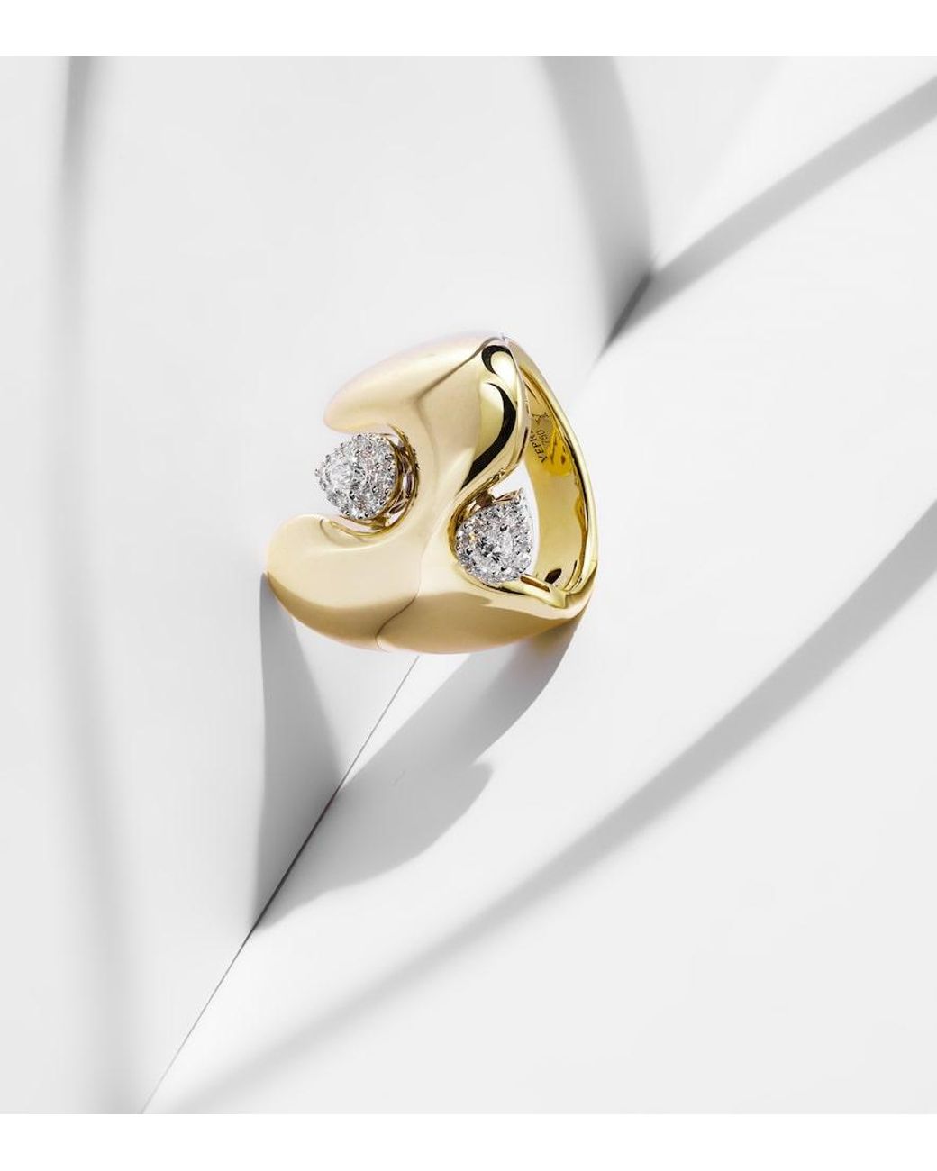 YEPREM Metallic Golden Strada 18Kt Ring With Diamonds