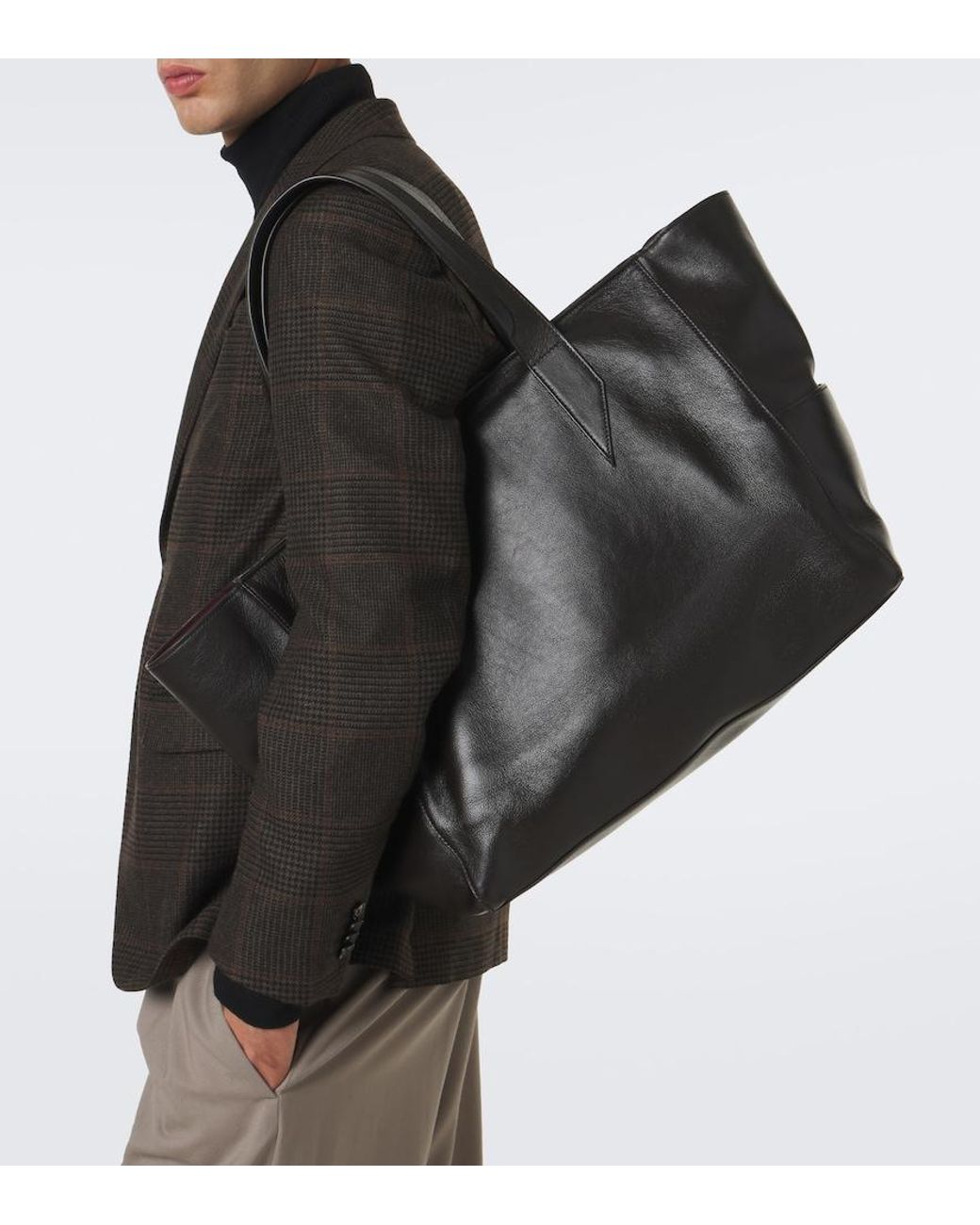 Metier Black Passerby East-West Leather Tote Bag for men