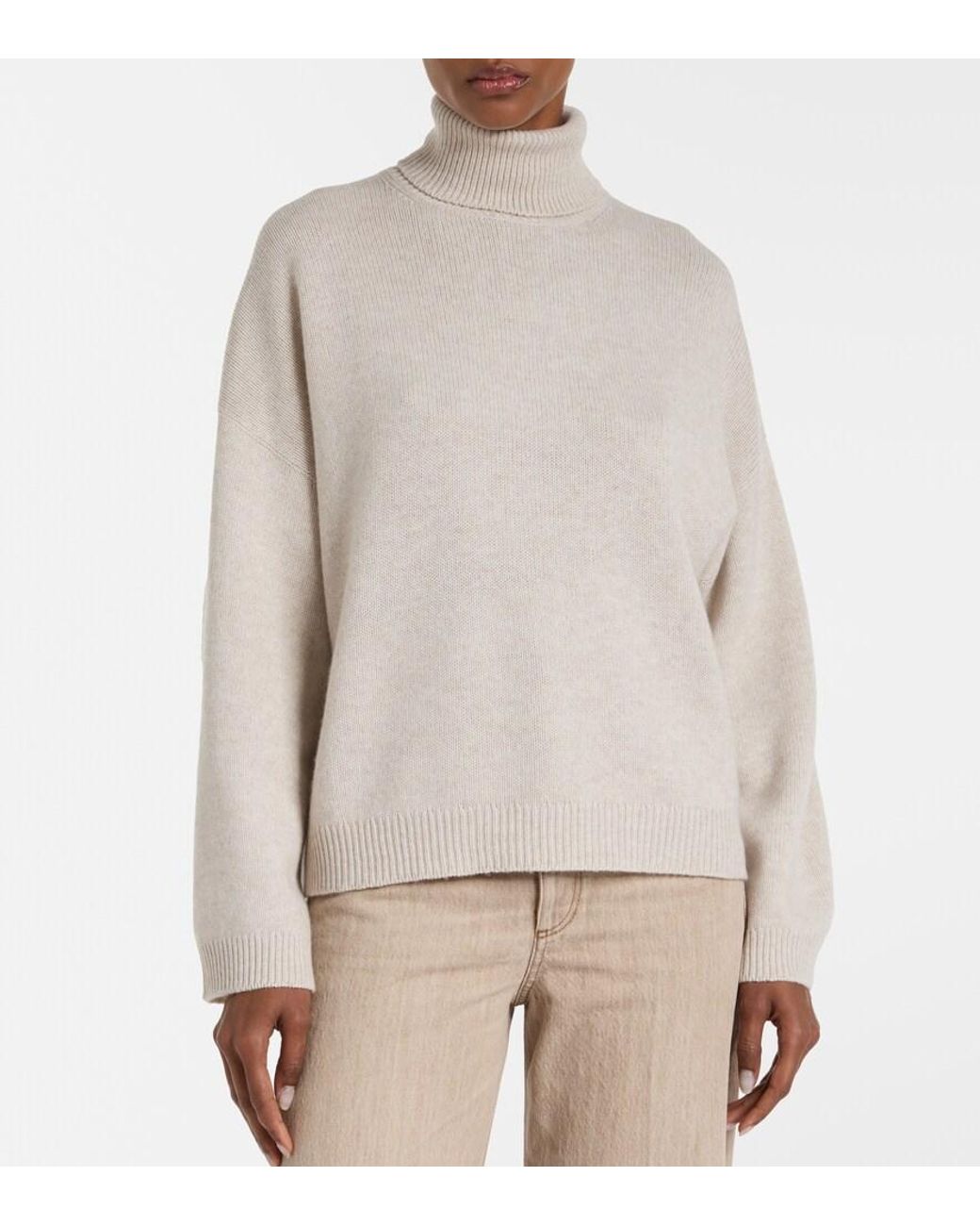 Brunello Cucinelli White Cashmere Turtleneck Sweater