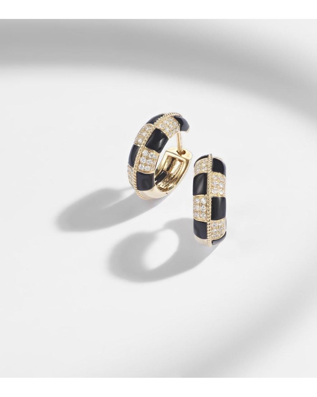 Yvonne Léon White Mini 9Kt Earrings With Diamonds And Onyx