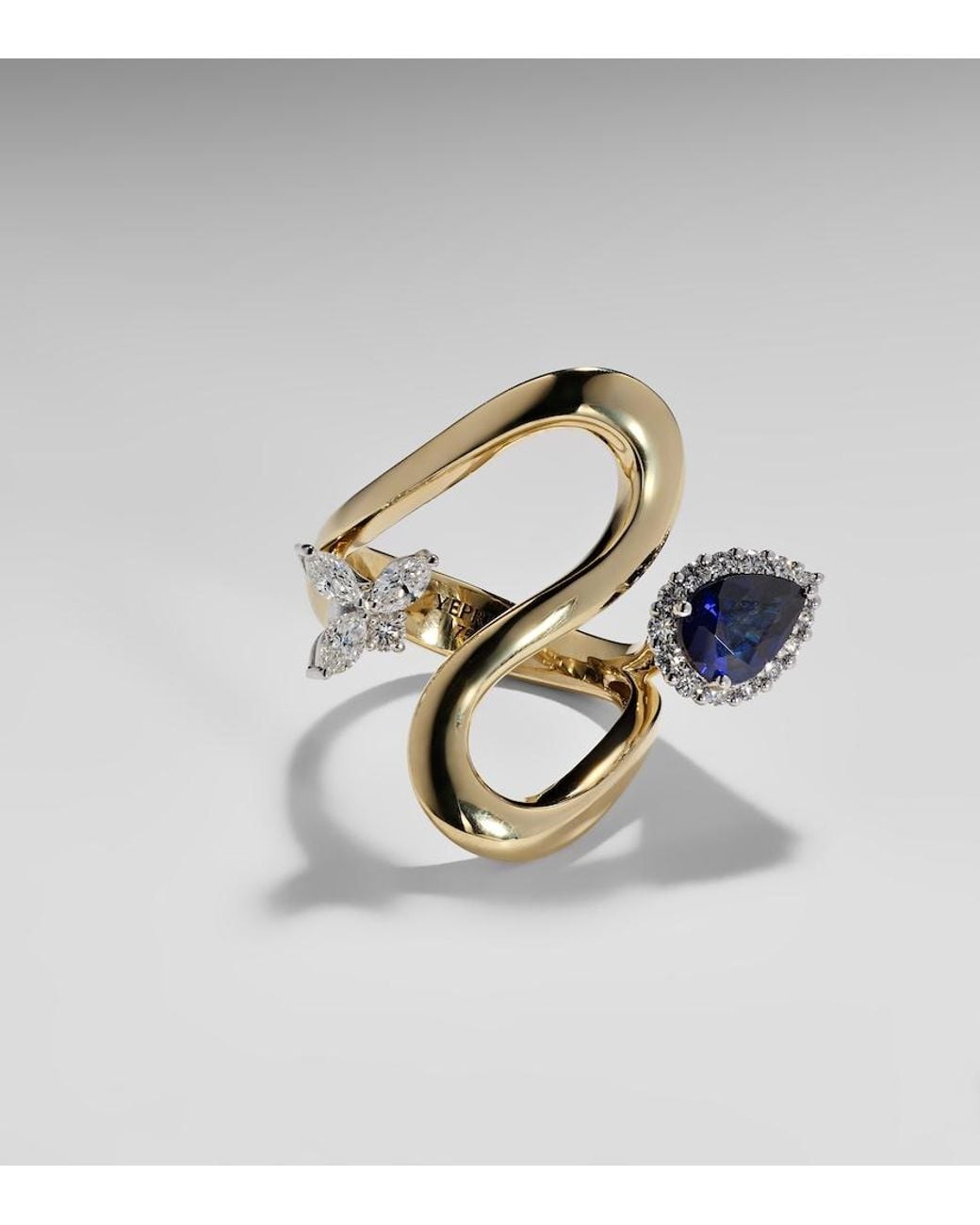 YEPREM Blue Reign Supreme 18Kt Ring With Diamonds And Sapphires