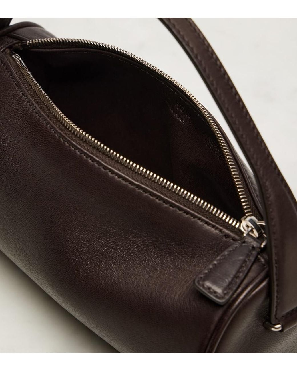The Row Black Tote Bag Round '90S Aus Leder