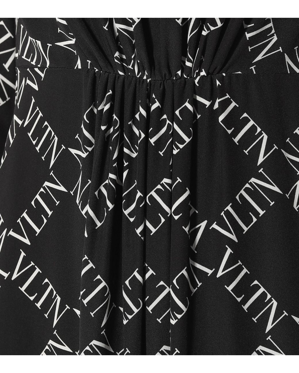 vltn black dress