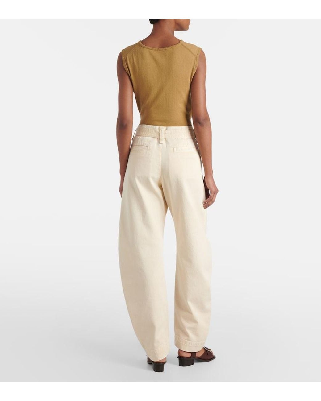 Lemaire Natural Belted Barrel-Leg Jeans