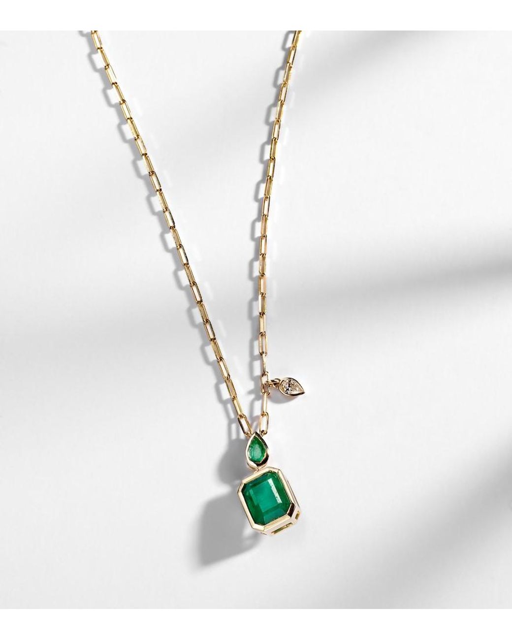 SHAY Metallic 18Kt Pendant Necklace With Emeralds And Diamond