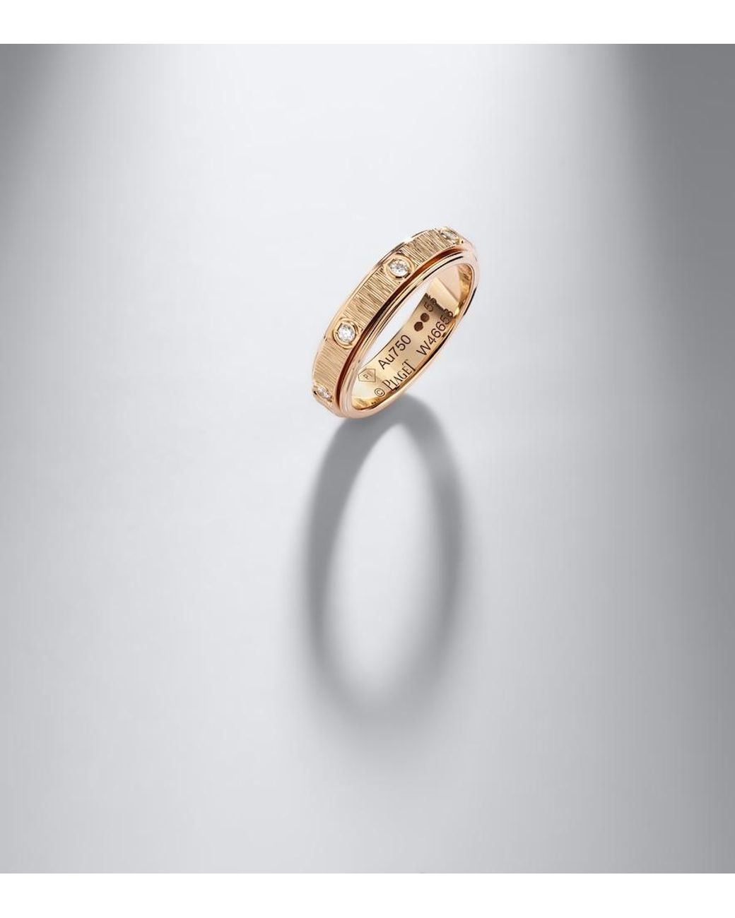 Piaget White Possession Decor Palace 18Kt Rose Ring With Diamonds