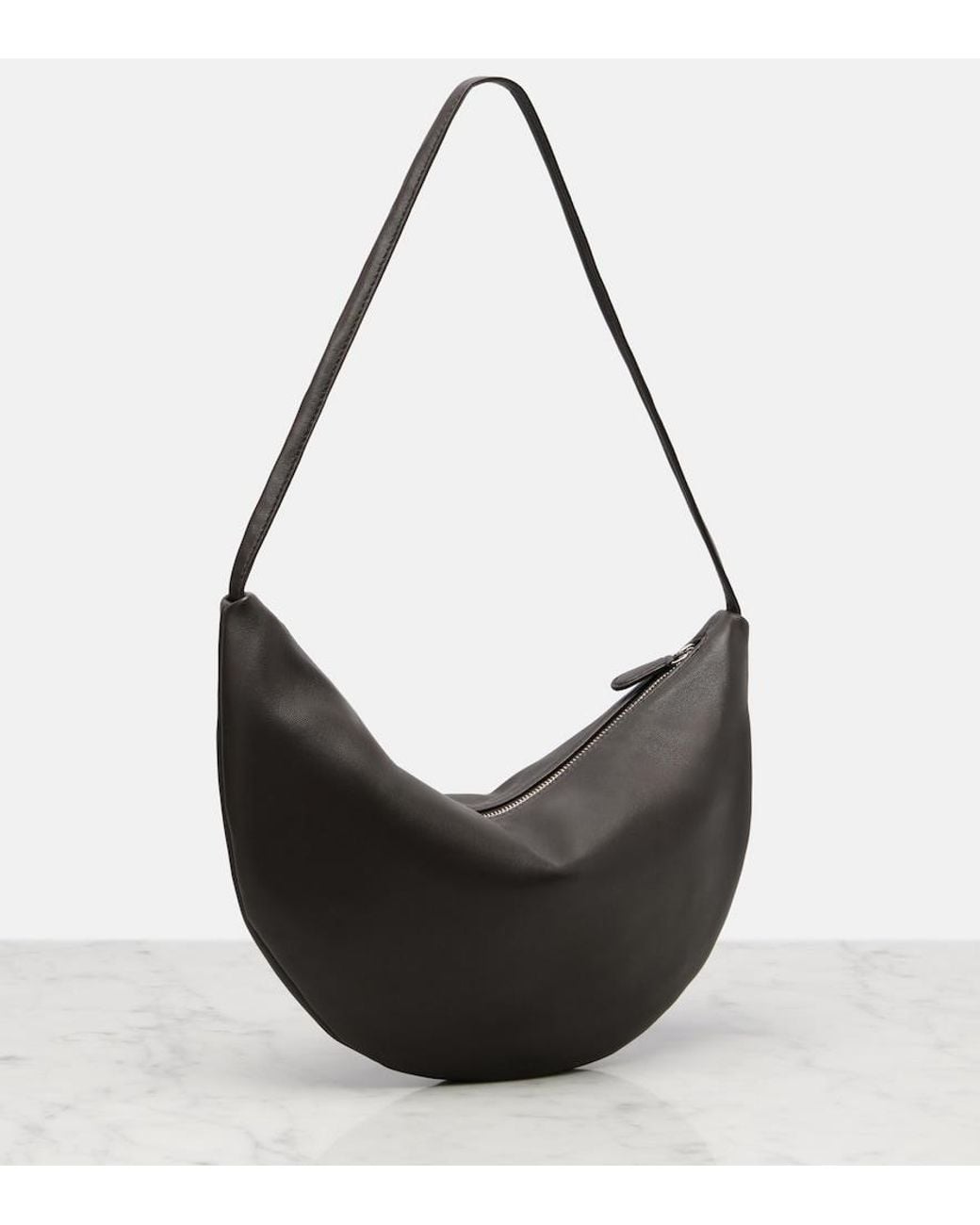 The Row Black Schultertasche Izzy Small Aus Leder