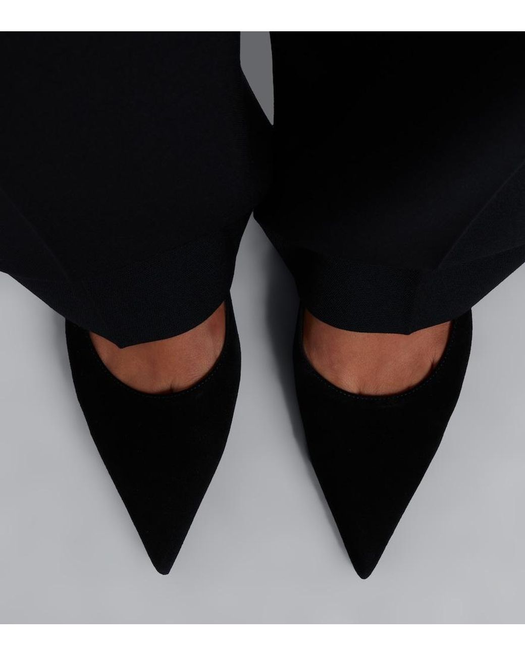 Gianvito Rossi Black Aylin Suede Pumps
