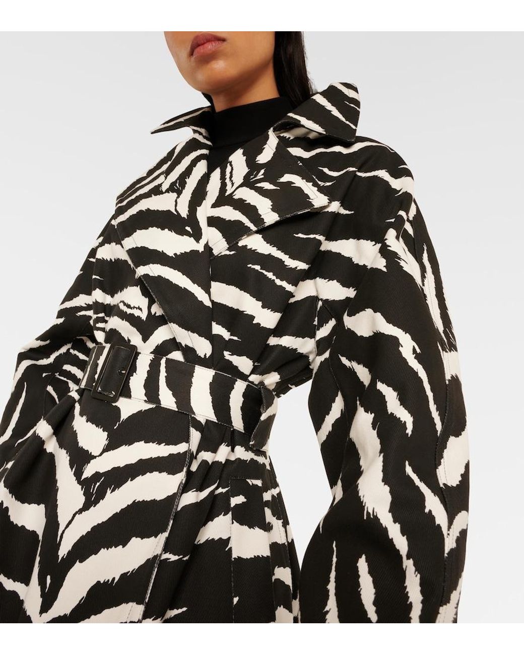 Trench De Denim Con Estampado De Cebra Alaïa de color Black