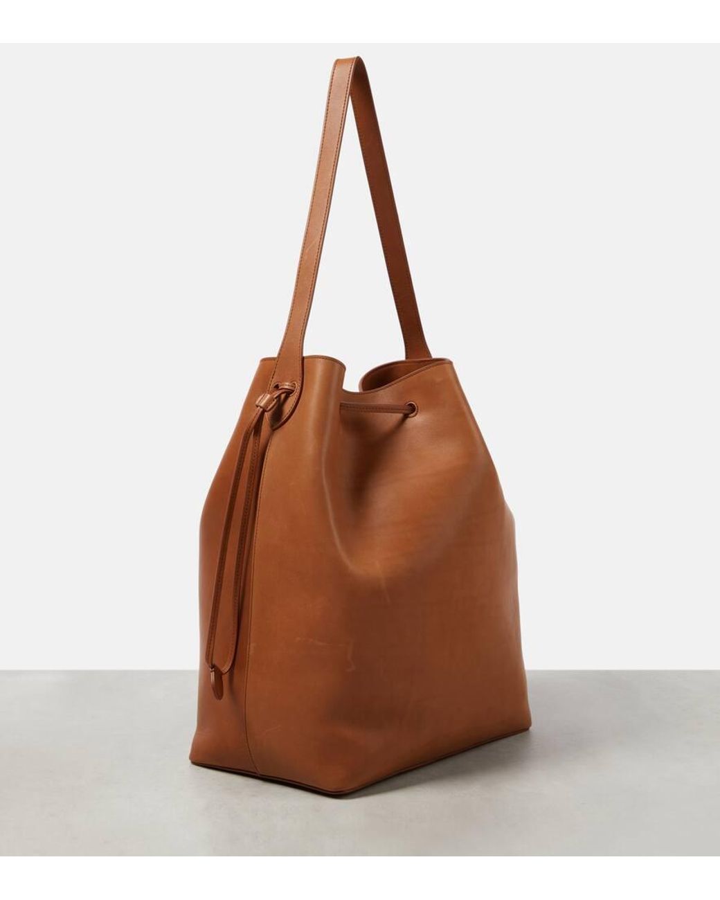 The Row Belvedere Leather Tote Bag in Brown | Lyst