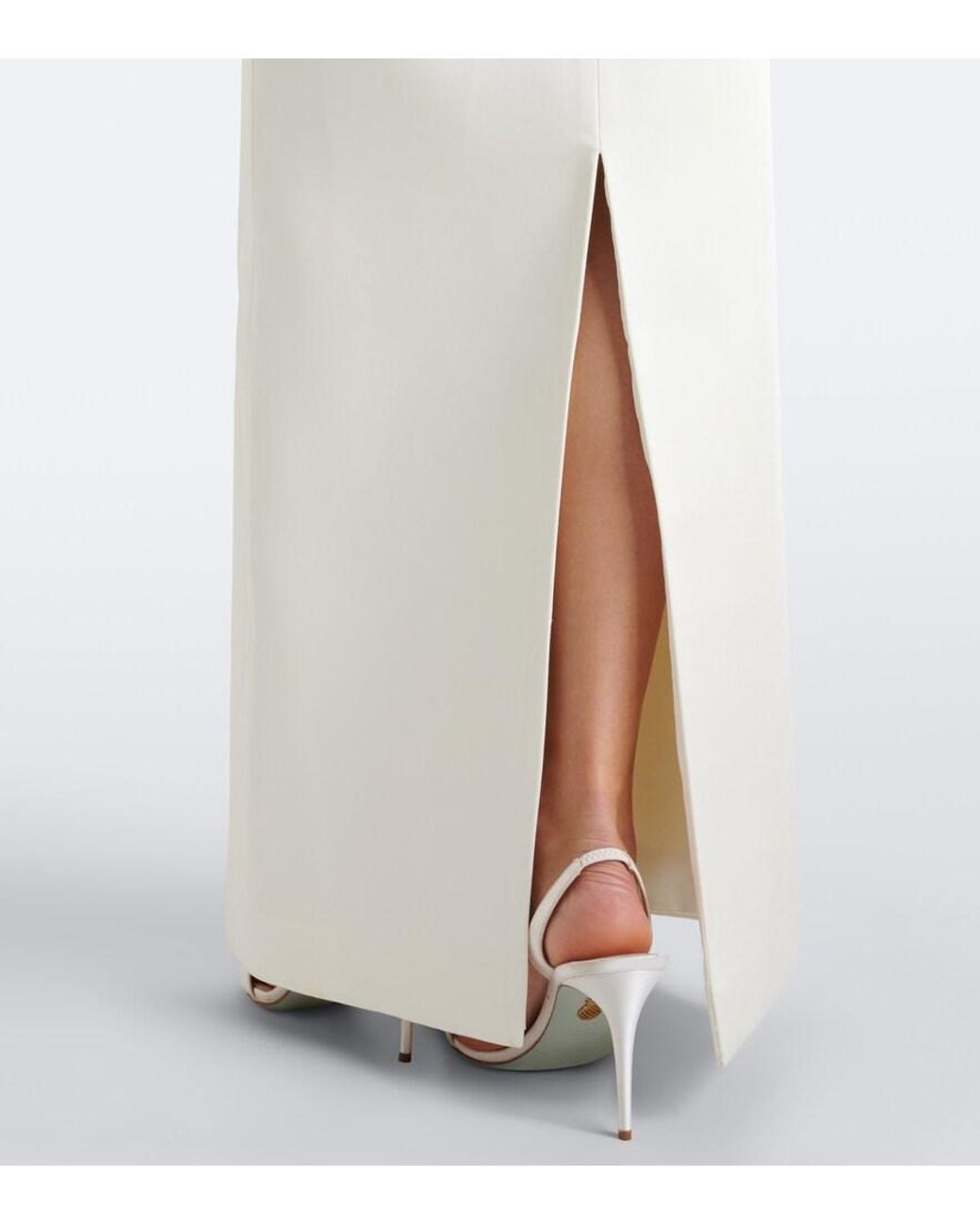 The New Arrivals Ilkyaz Ozel White Noelie Embellished Satin Bustier Gown