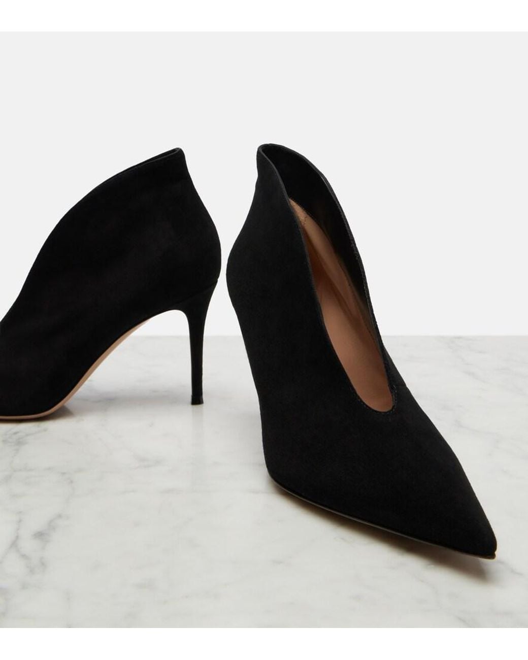 Gianvito Rossi Black Vania Suede Pumps