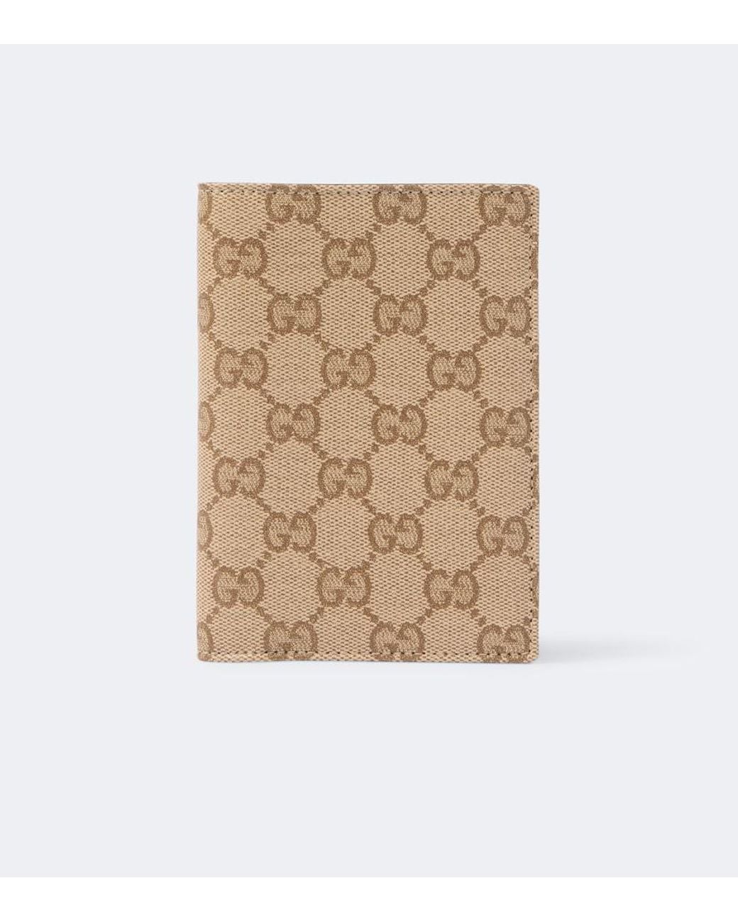 Gucci Natural Essence Classic Gg Canvas Passport Holder for men