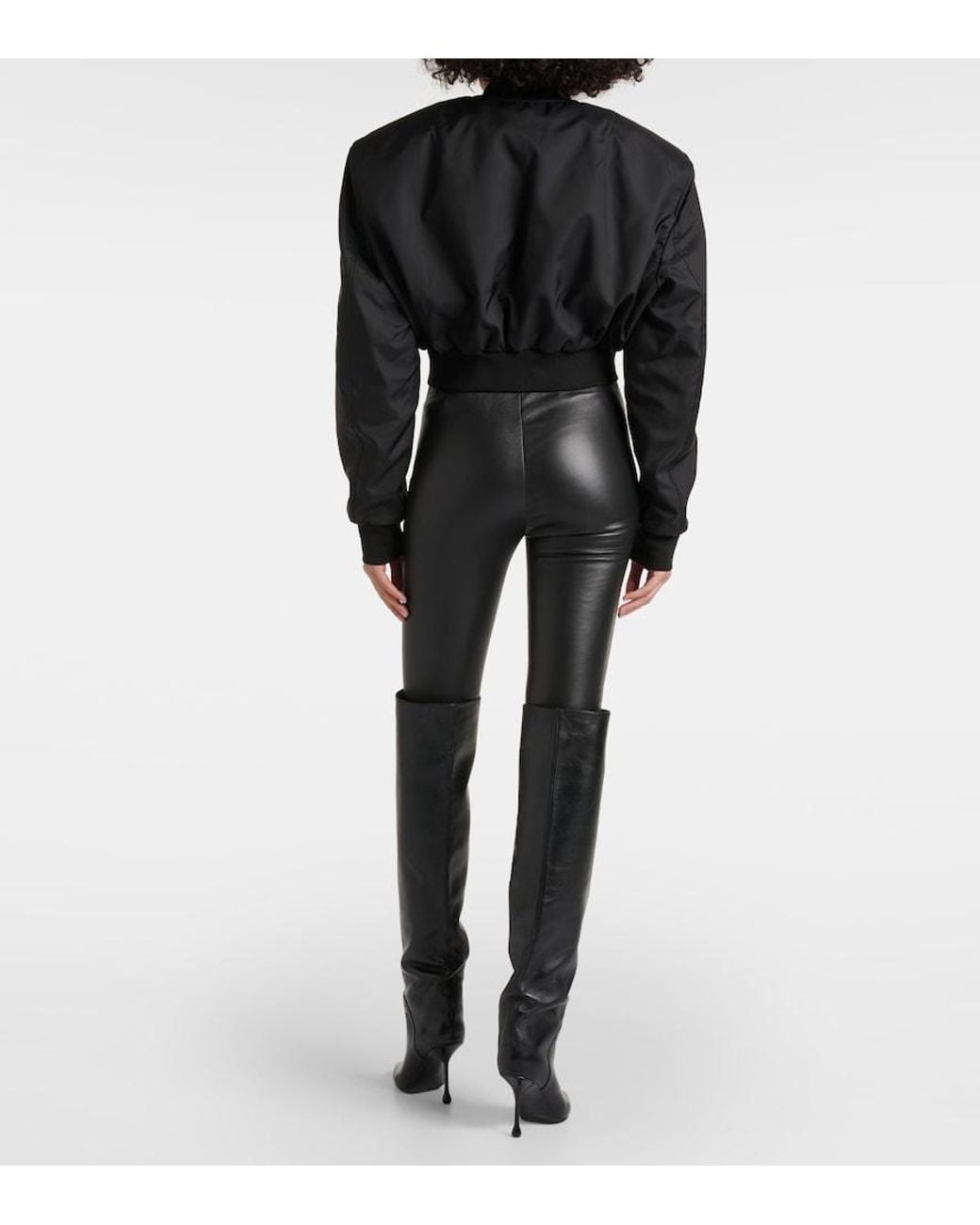 Chaqueta Bomber Cropped Wardrobe NYC de color Black