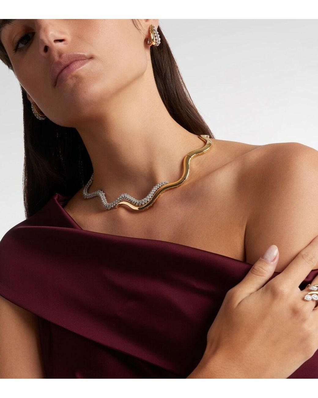 YEPREM Metallic Golden Strada 18Kt And Necklace With Diamonds