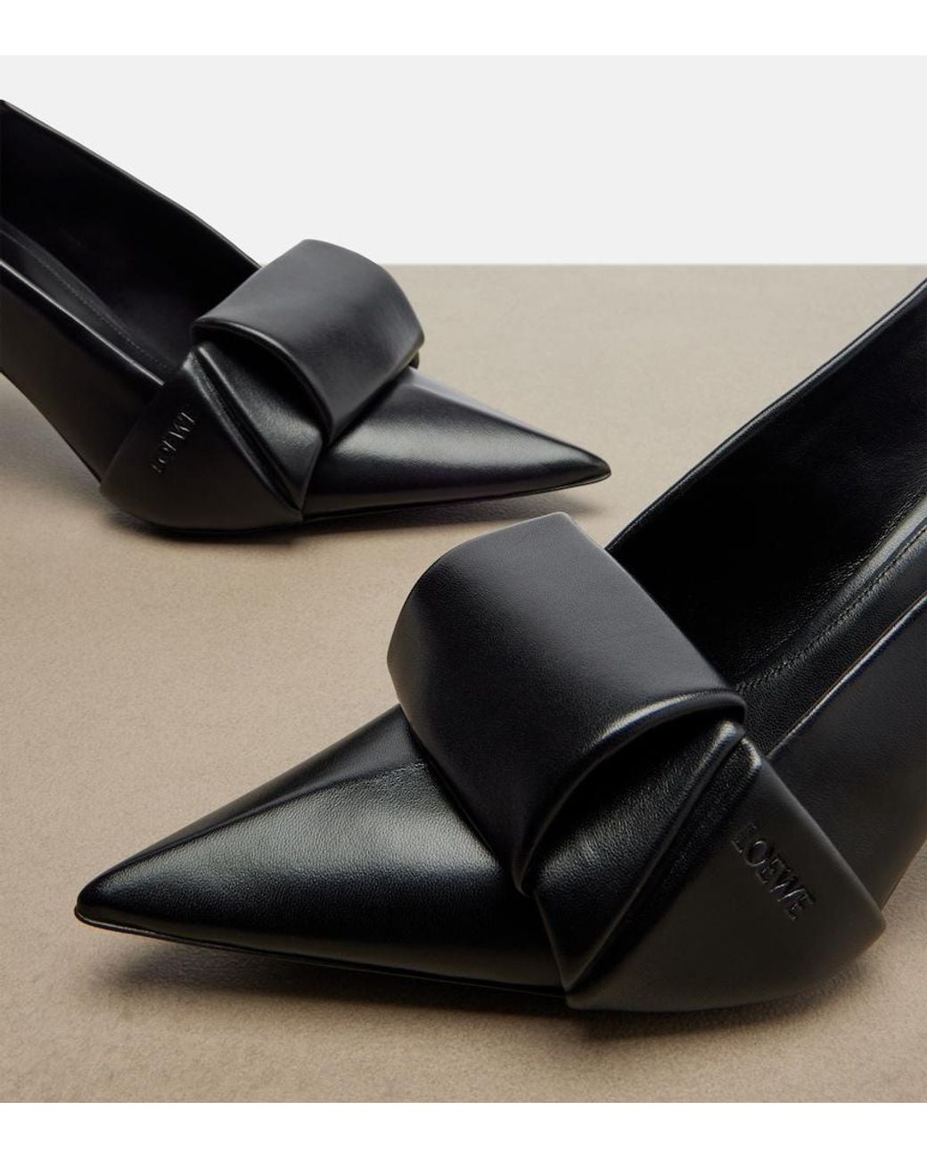 Mules Origami di Loewe in Black