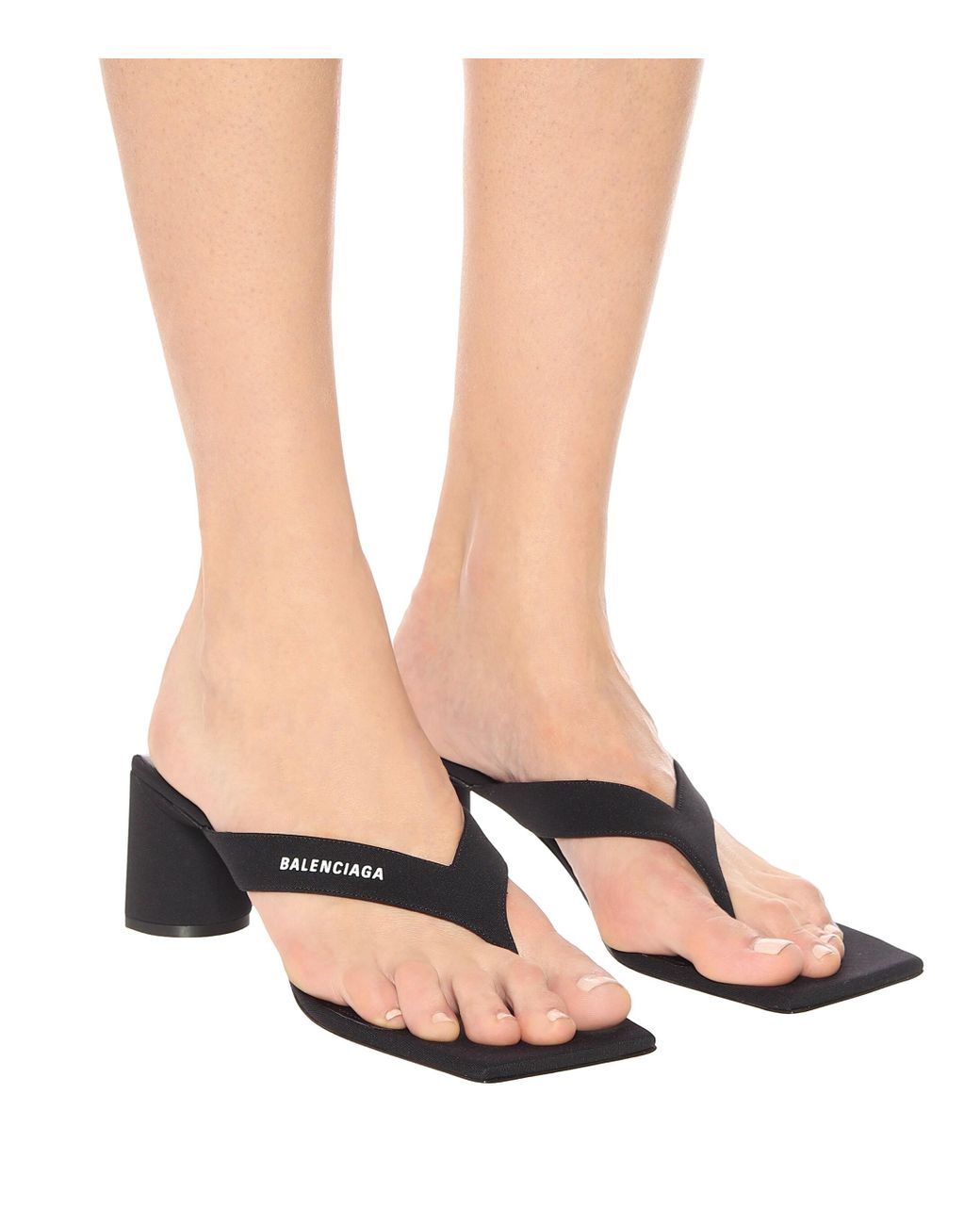 Balenciaga hotsell thong sandals
