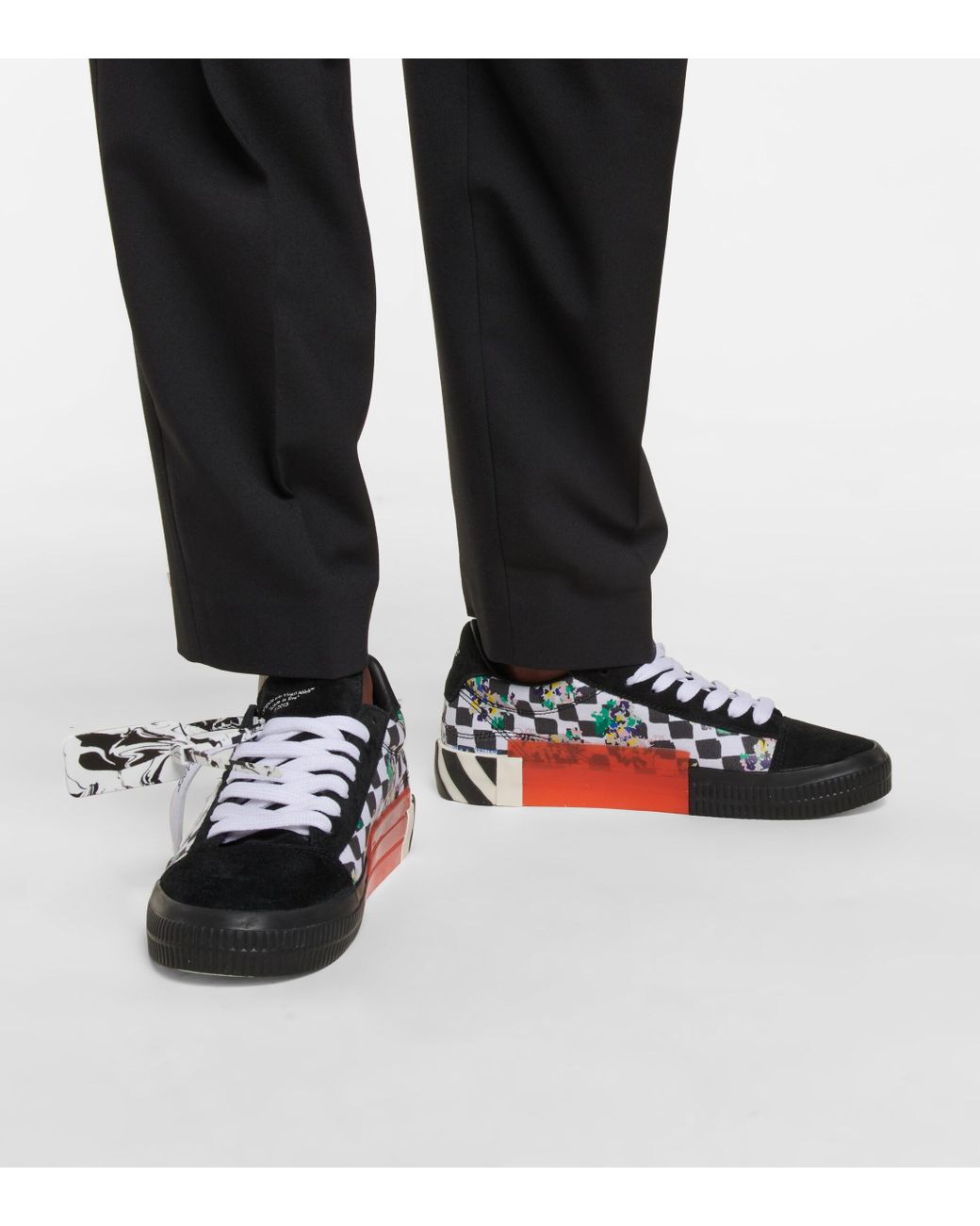 Off white canvas sales and suede sneakers