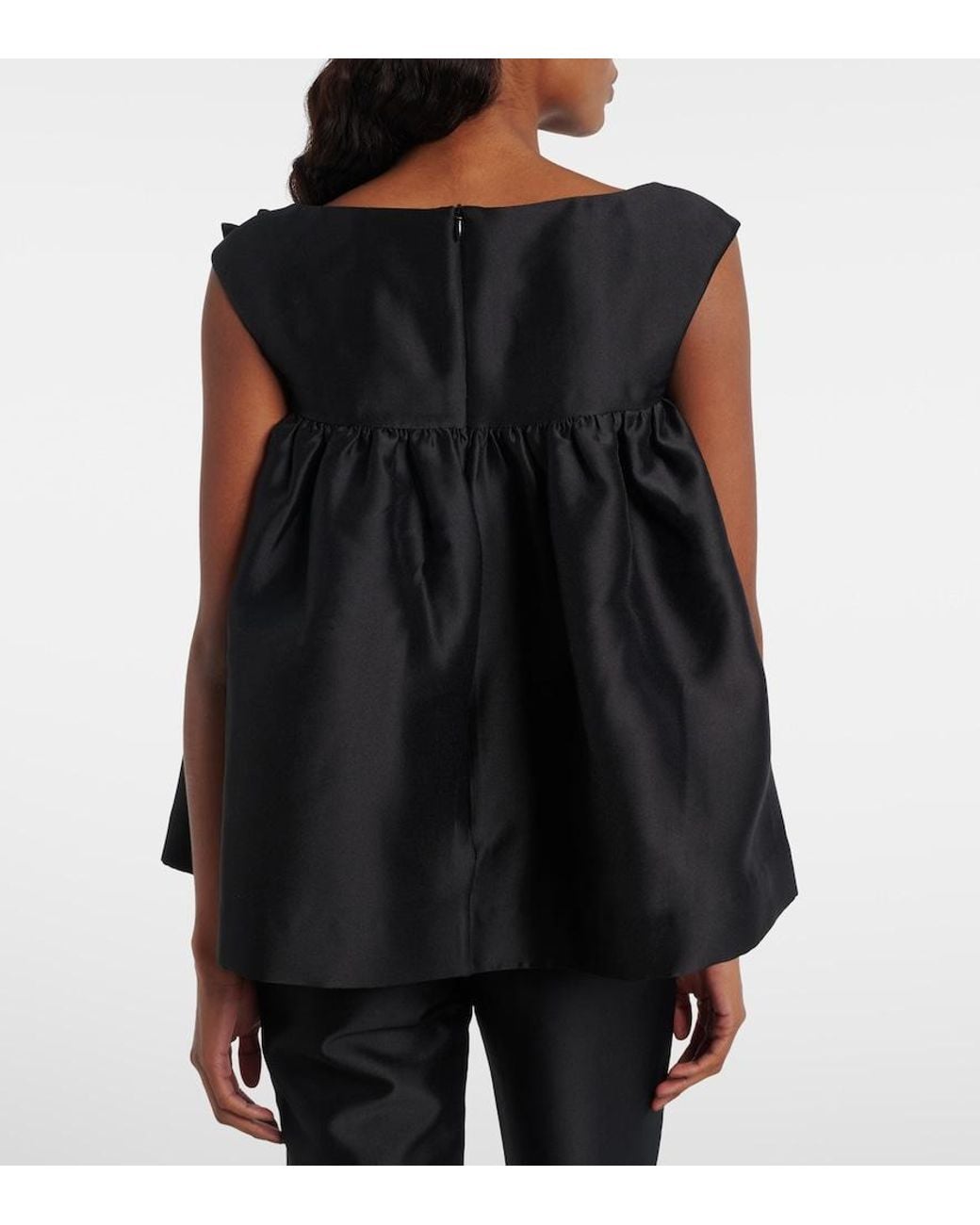 ShuShu/Tong Black Floral-Applique Top