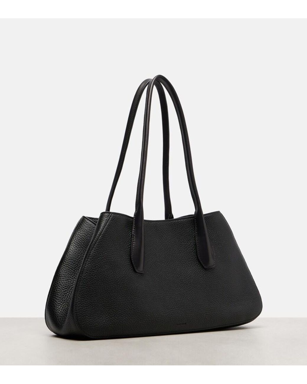 The Row Black Schultertasche Alger Medium Aus Leder