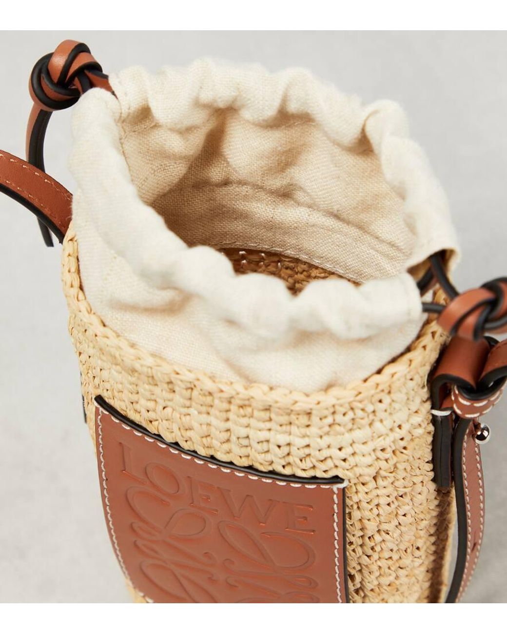 loewe-beige-Cylinder-Pocket-