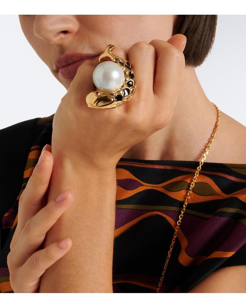 Emilio Pucci Metallic Fish Embellished Enamel Ring